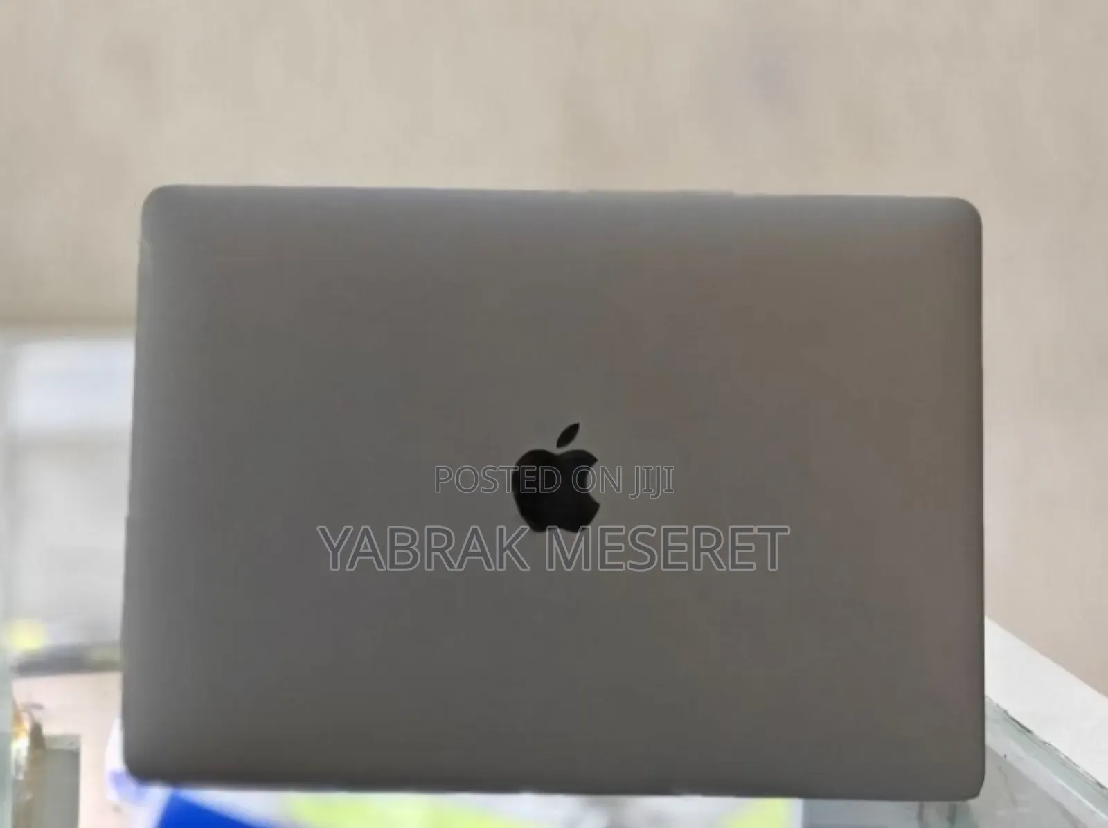 New Laptop Apple MacBook Air 2020 M1 8GB Apple M1 SSD 256GB