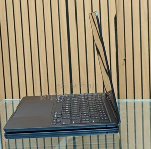 Photo - New Laptop Apple MacBook Air 2024 M3 13-Inch 8GB Intel SSD 256GB