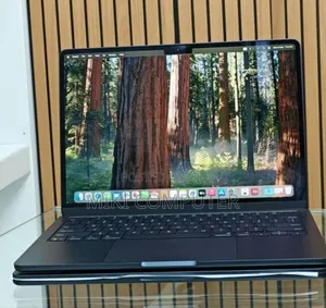 New Laptop Apple MacBook Air 2024 M3 13-Inch 8GB Intel SSD 256GB