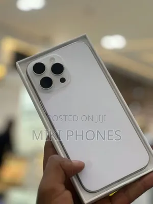 New Apple iPhone 16 Pro Max 256 GB White