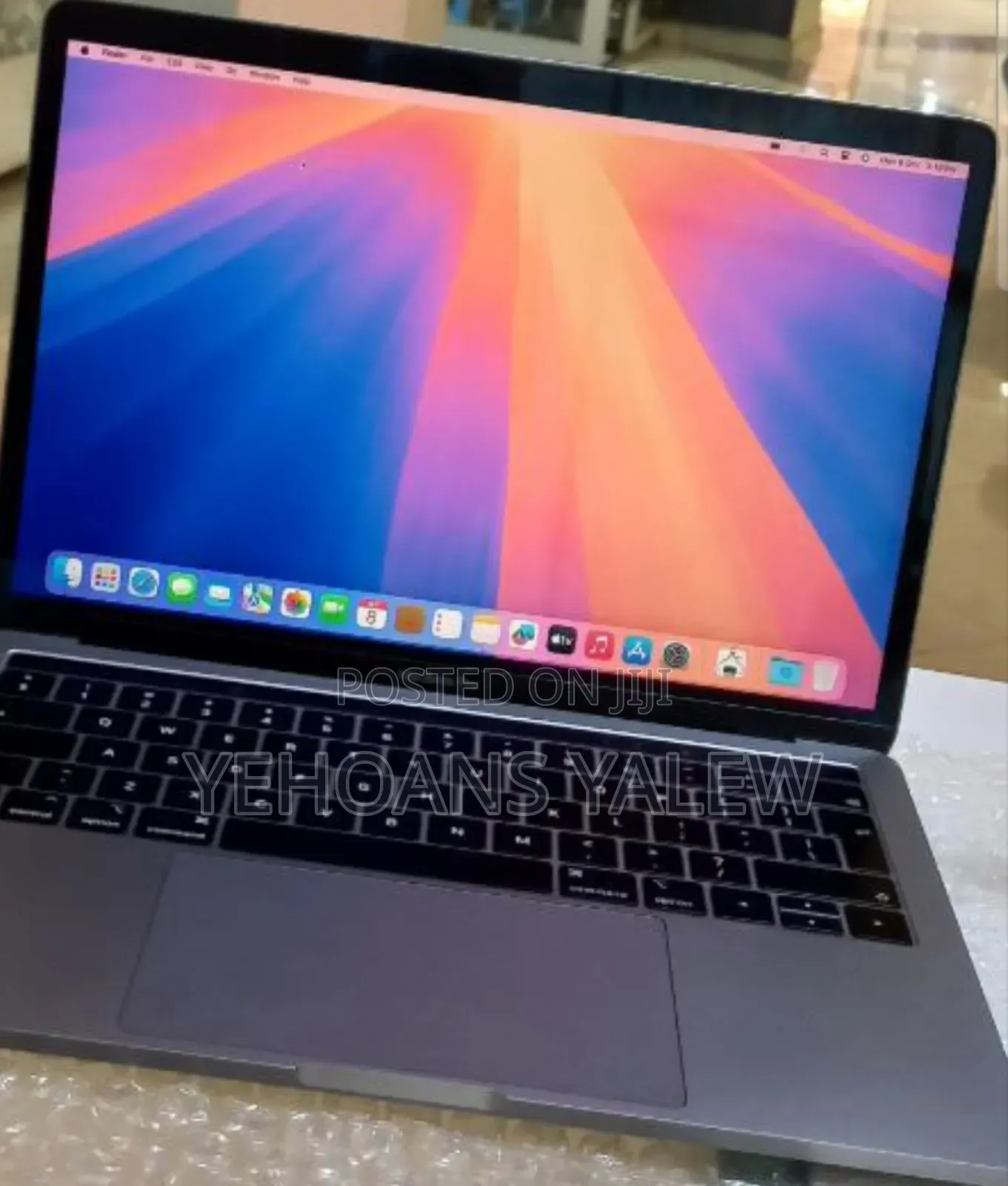 New Laptop Apple MacBook Pro 2019 8GB Intel Core I5 SSD 128GB