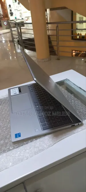 New Laptop HP Envy X360 16GB Intel Core I5 SSD 512GB