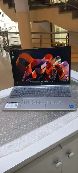 New Laptop HP Envy X360 16GB Intel Core I5 SSD 512GB