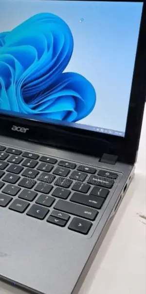 Photo - New Laptop Acer Chromebook 11 8GB Intel Core I5 SSD 128GB