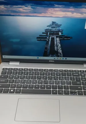 Photo - New Laptop Dell Latitude 5540 16GB Intel Core I5 SSD 512GB