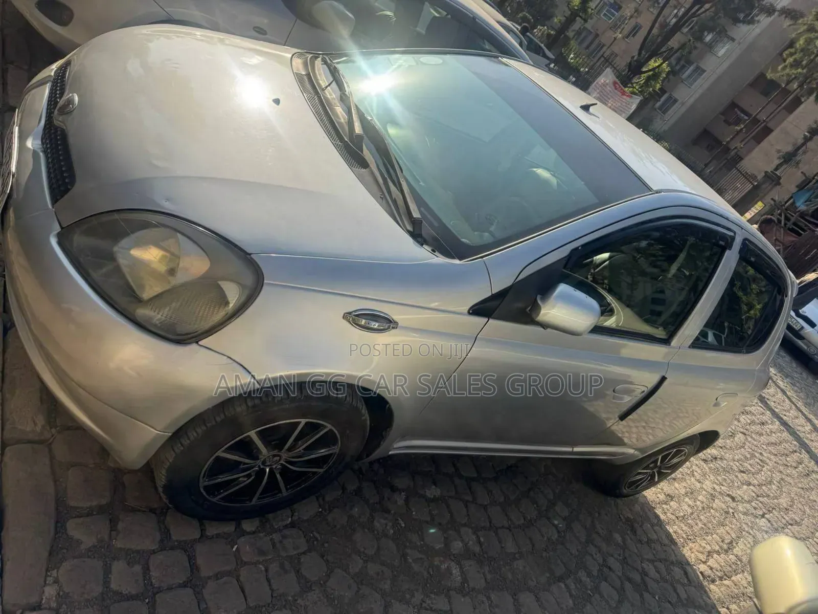 Toyota Vitz 1999 Silver