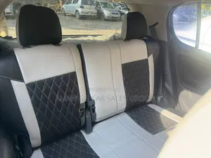 Toyota Vitz 1999 Silver