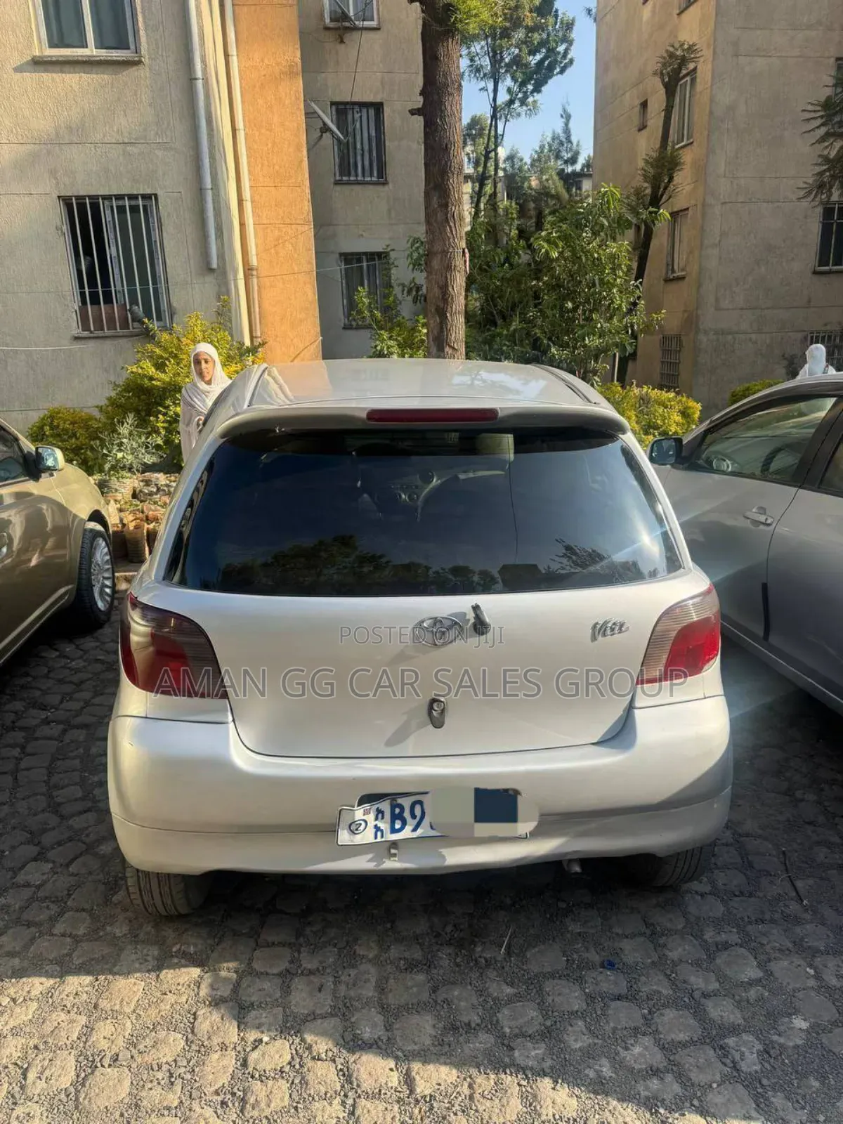 Toyota Vitz 1999 Silver