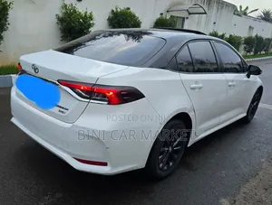 Toyota Corolla 2023 White