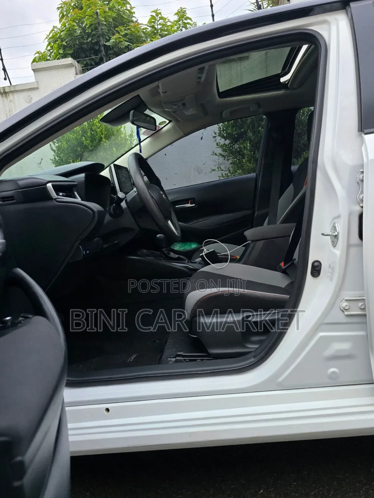 Toyota Corolla 2023 White