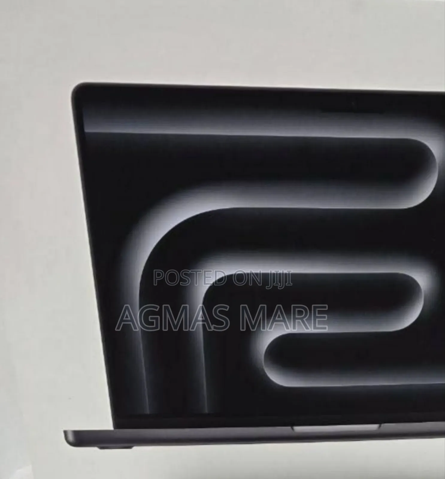 New Laptop Apple Macbook Pro 2025 M5 14-Inch 16GB Apple M5 SSD 512GB