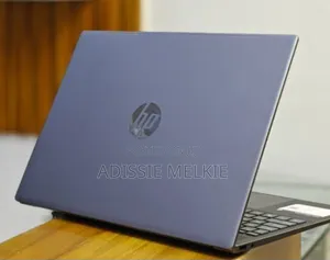 Photo - New Laptop HP Pavilion 15 8GB AMD Ryzen 5 SSD 512GB