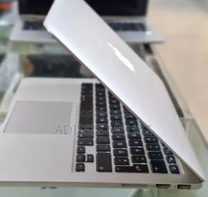 New Laptop 8GB Intel Core I7 SSD 256GB