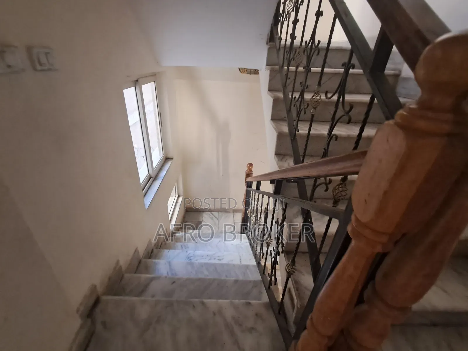 Furnished 6bdrm House in Kaliy, Akaky Kaliti for sale