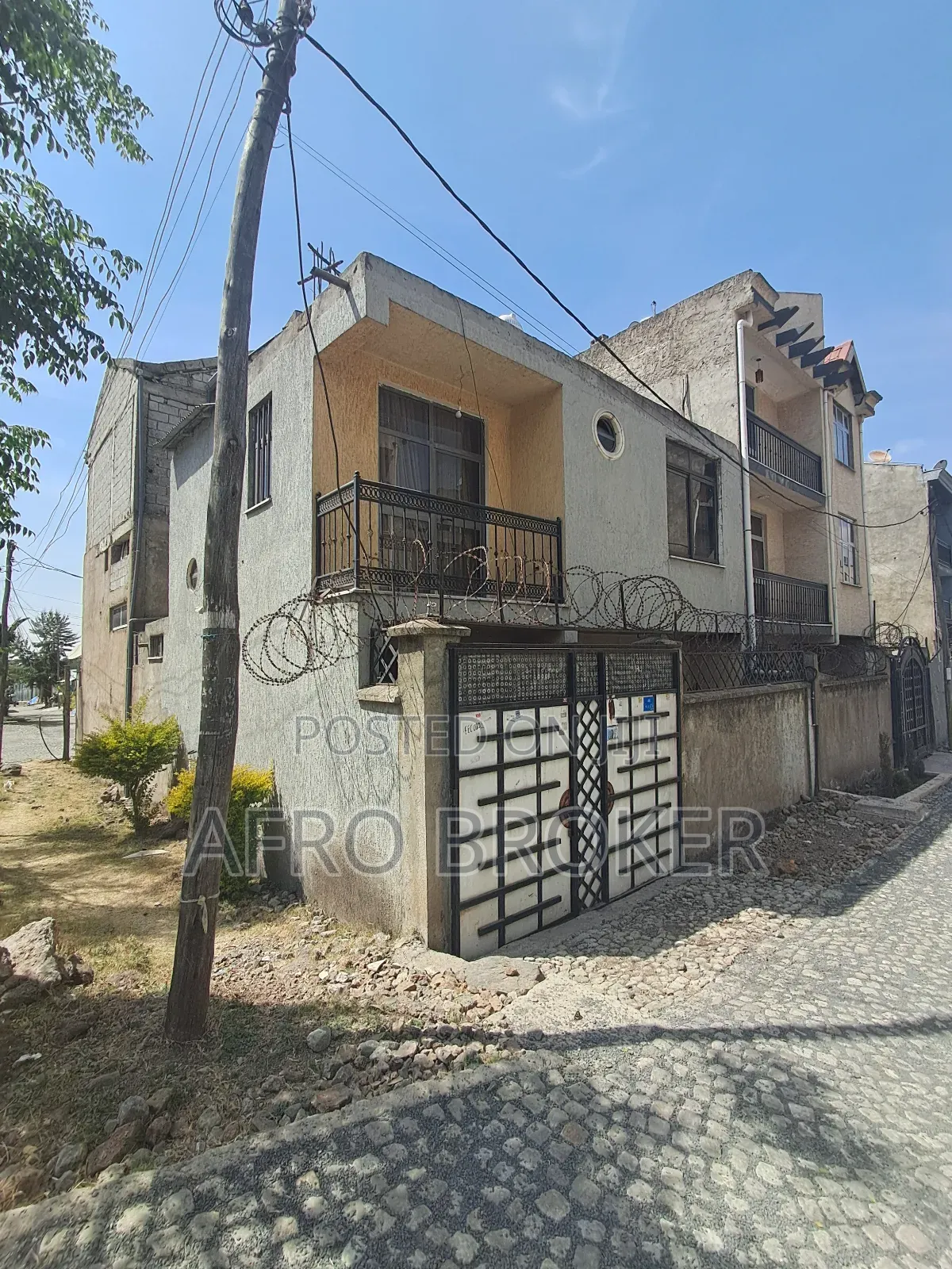 Furnished 4bdrm House in Alem Bank, Akaky Kaliti for sale