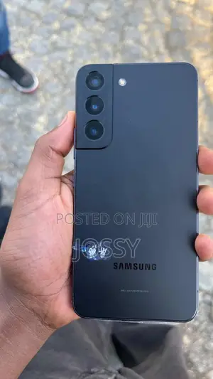 New Samsung Galaxy S22 5G 256 GB Black