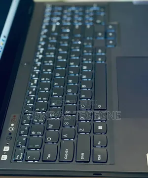 New Laptop Lenovo ThinkPad X1 Carbon 16GB AMD Ryzen 7 SSD 1T