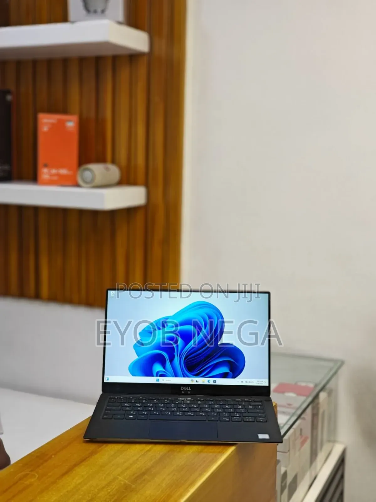 New Laptop Dell XPS 13 8GB Intel Core I5 SSD 512GB