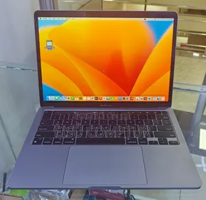 Photo - New Laptop Apple MacBook Air 2022 M2 8GB Apple M1 Max SSD 256GB
