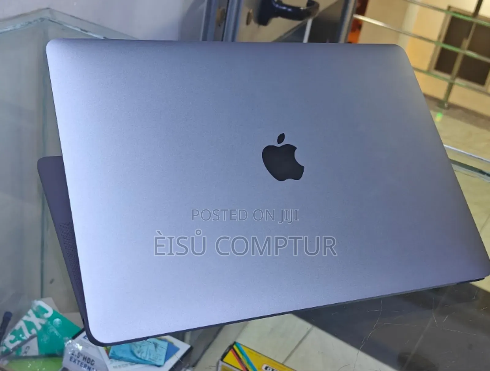 New Laptop Apple MacBook Air 2022 M2 8GB Apple M1 Max SSD 256GB