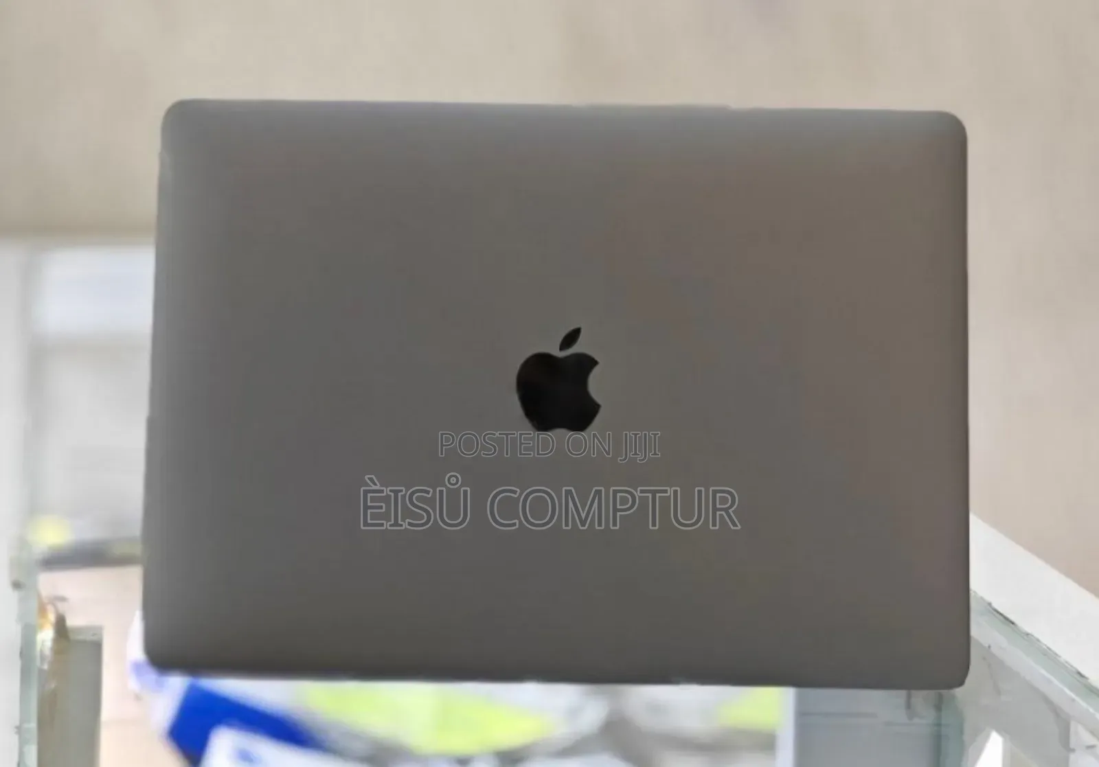 New Laptop Apple MacBook Pro M1 8GB Apple M1 Max SSD 1T