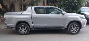 Toyota Hilux 2017 Silver
