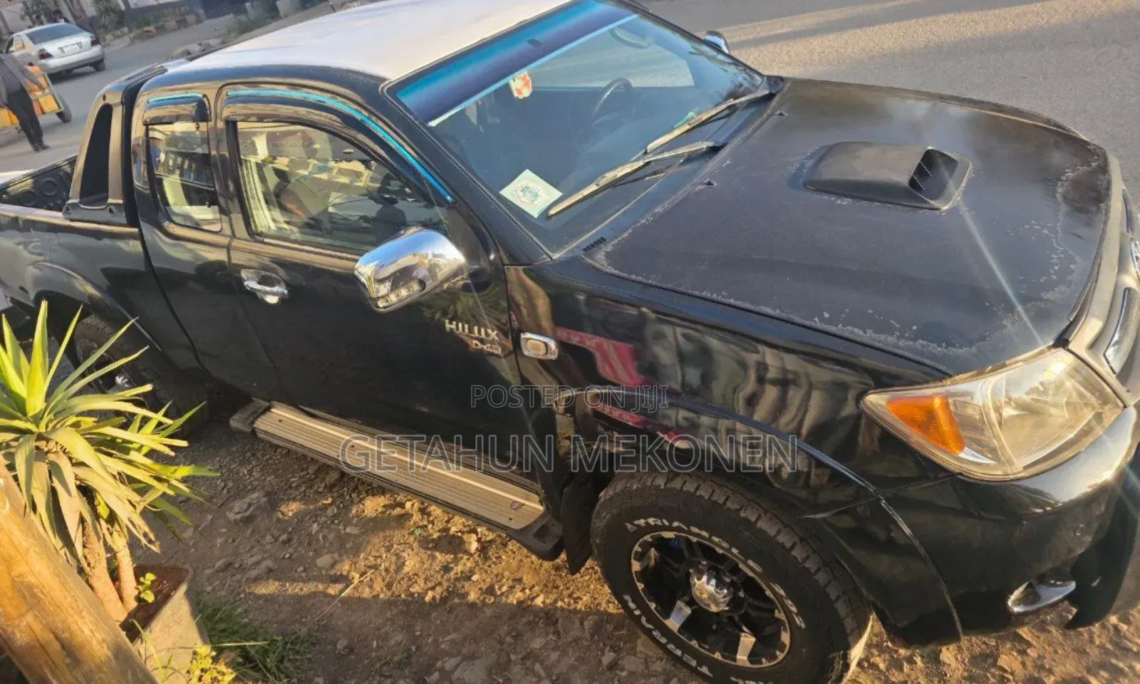 Toyota Hilux 2010 Black
