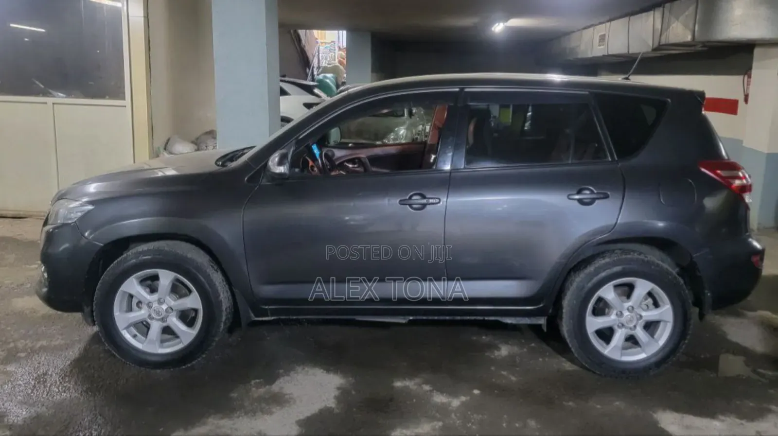 Toyota RAV4 2011 Gray