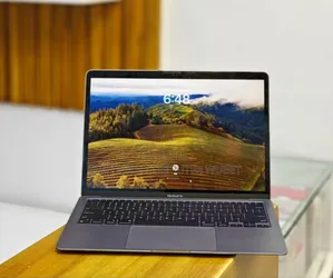 Photo - New Laptop Apple MacBook Air 2020 M1 8GB Apple M1 SSD 1T