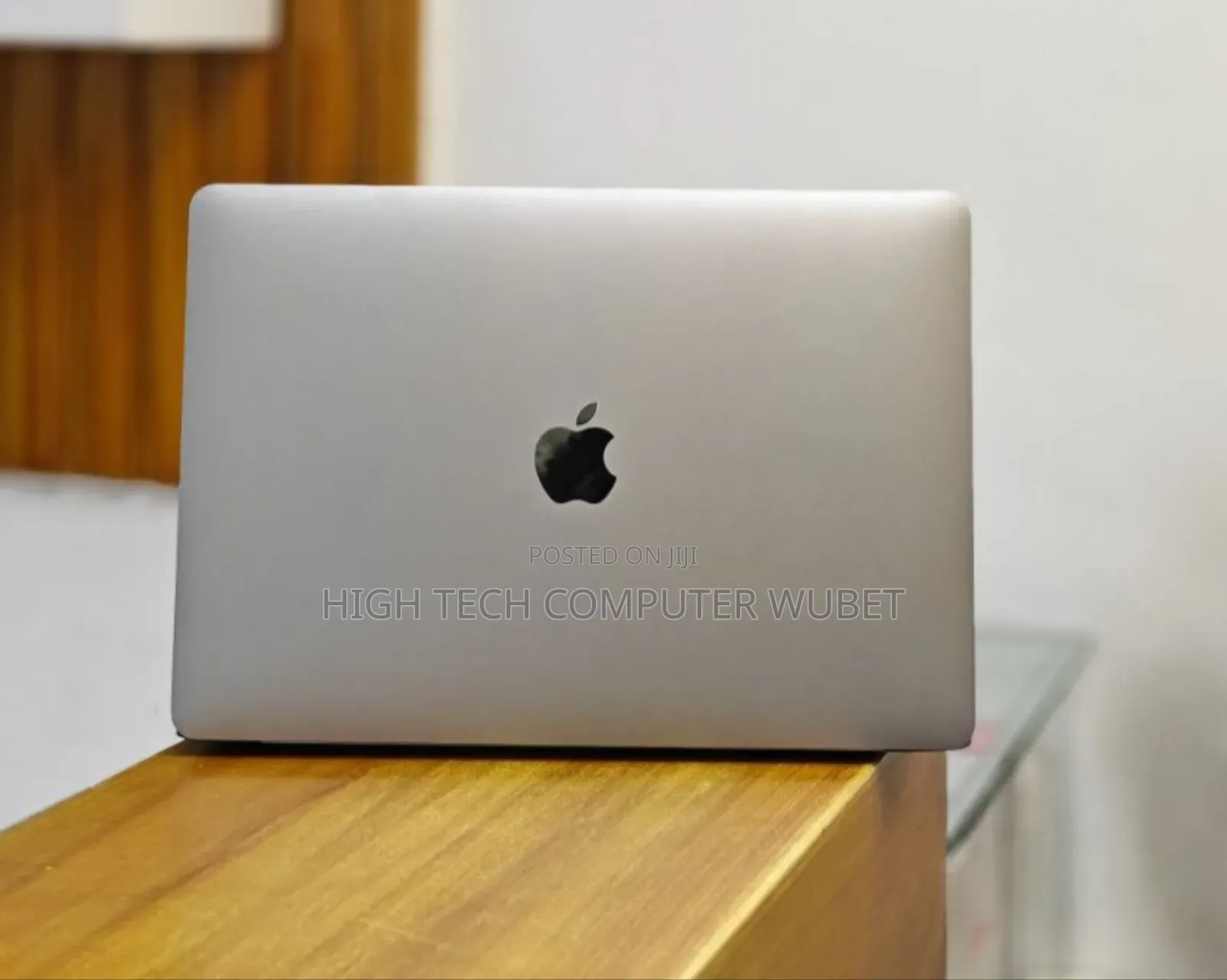 New Laptop Apple MacBook Air 2020 M1 8GB Apple M1 SSD 1T