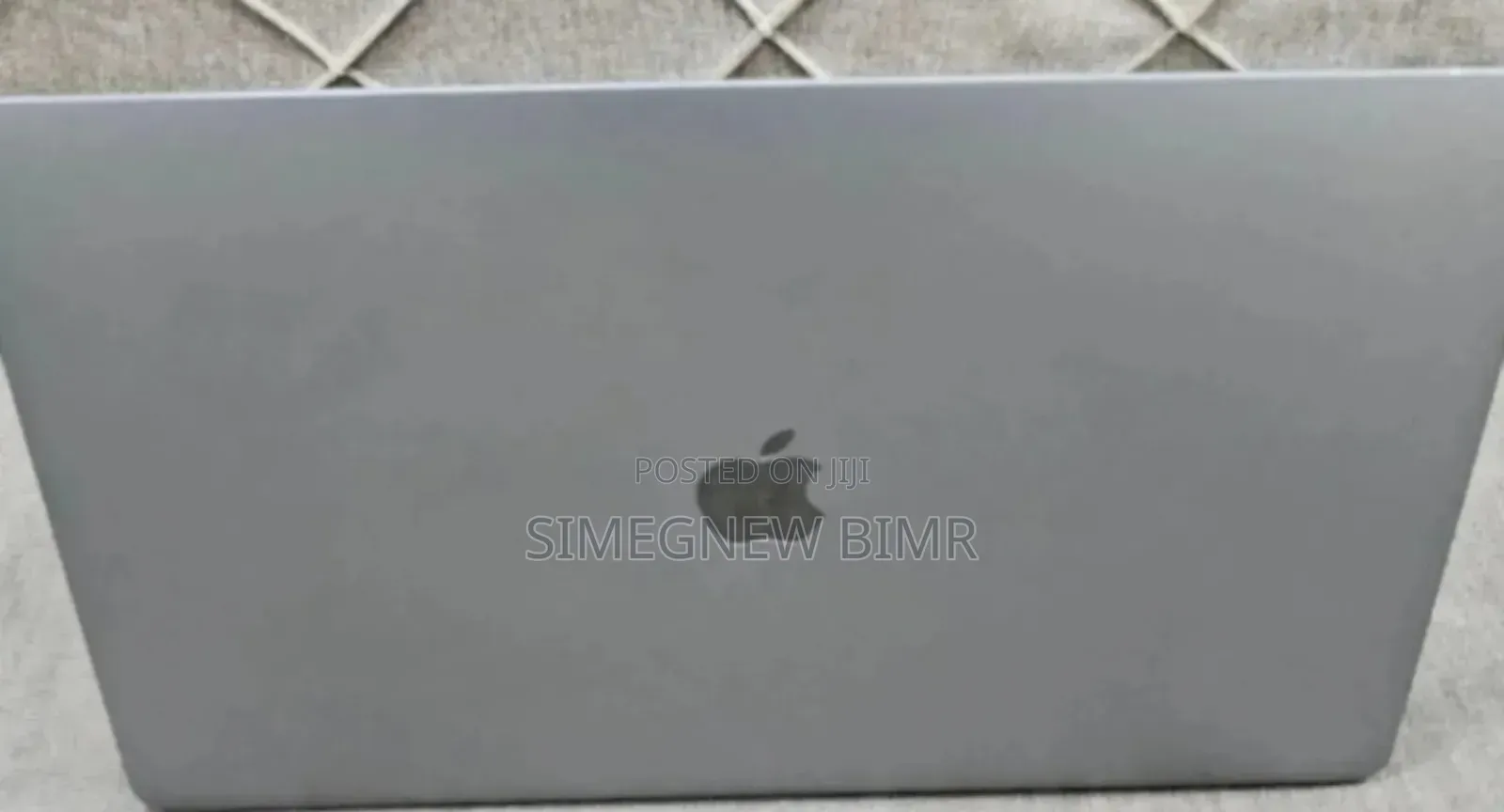 New Laptop Apple MacBook Pro 2019 16GB Intel Core i9 SSD 512GB