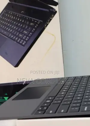 New Laptop Microsoft Surface 16GB Intel Core I5 SSD 256GB