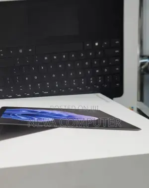 New Laptop Microsoft Surface 16GB Intel Core I5 SSD 256GB