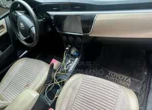 Toyota Corolla 2017 Off white