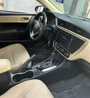 Toyota Corolla 2017 Off white