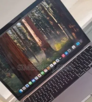 New Laptop Apple MacBook Pro 2020 8GB Intel Core I5 SSD 256GB