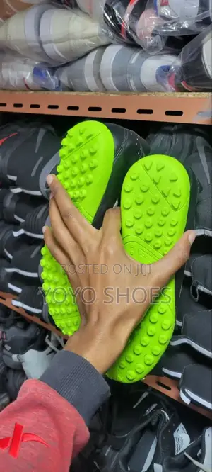 New Arrival Adidas Futsal Soccer Cleats Shoes