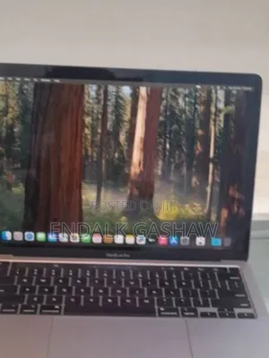 New Laptop Apple MacBook Pro 2020 8GB Intel Core I5 SSD 256GB