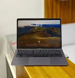 New Laptop Apple MacBook Air 8GB Apple M1 Pro SSD 1T