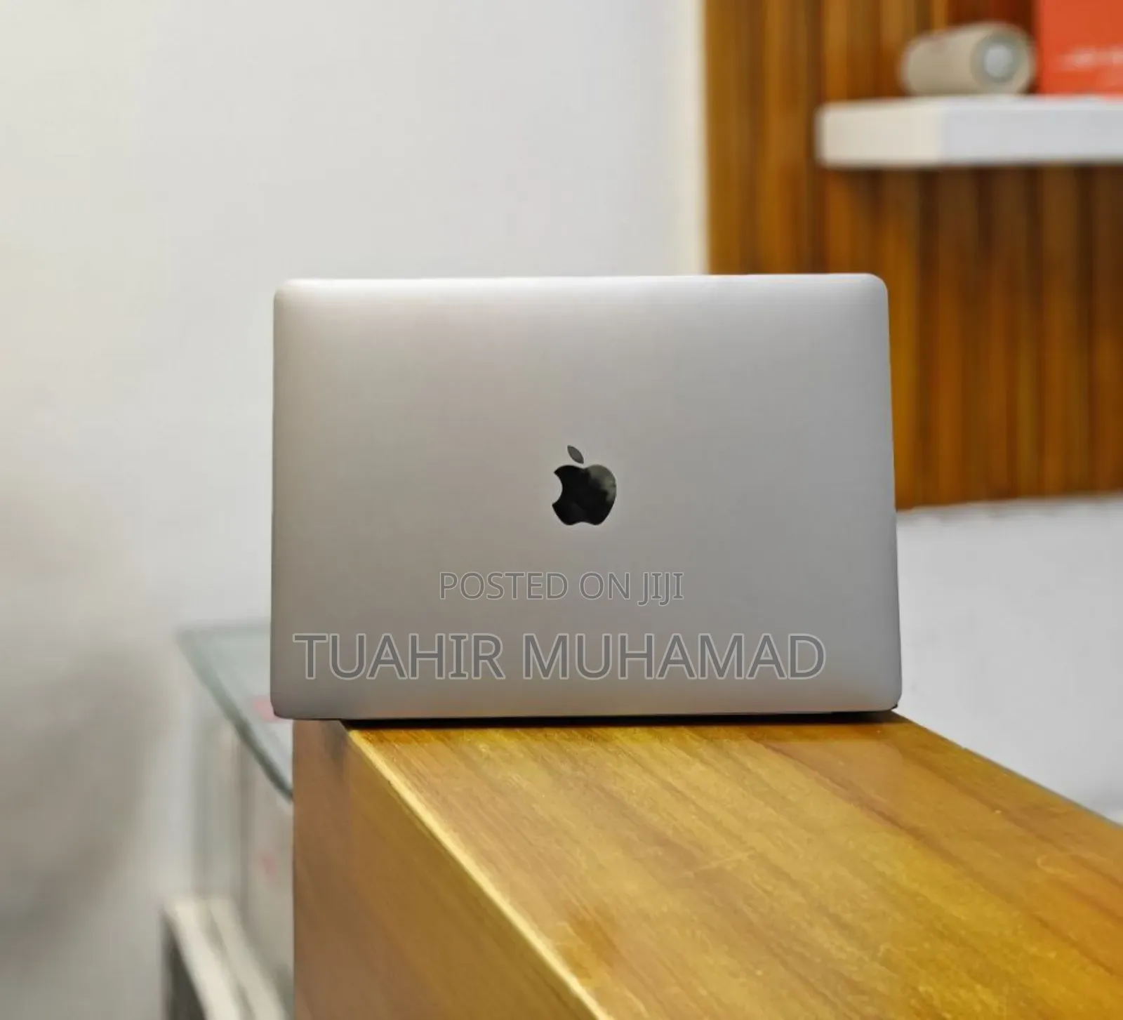 New Laptop Apple MacBook Air 8GB Apple M1 Pro SSD 1T