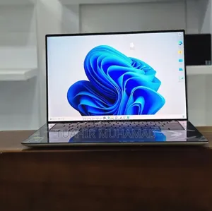 New Laptop Dell XPS 15 32GB Intel Core I9 SSD 1T