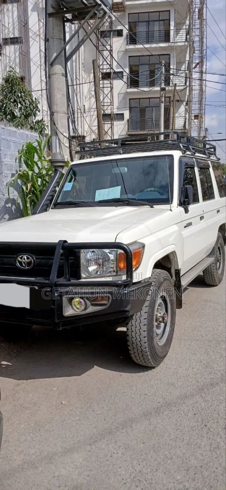Toyota Land Cruiser 2018 White