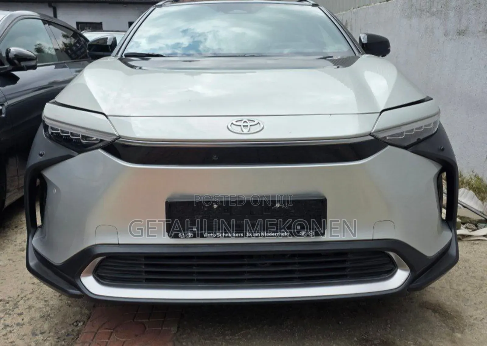 New Toyota bZ4X 2024 Gold