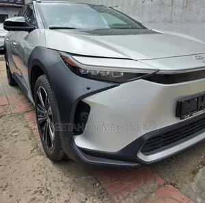 New Toyota bZ4X 2024 Gold