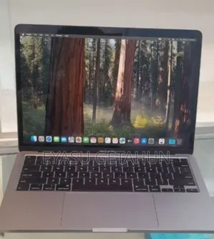 New Laptop Apple MacBook Pro 2020 8GB Intel Core I5 SSD 256GB