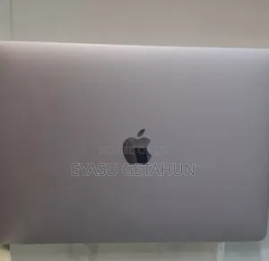 New Laptop Apple MacBook Pro 2020 8GB Intel Core I5 SSD 256GB