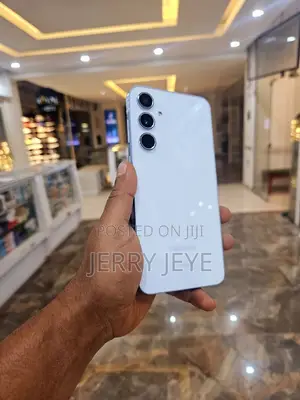 New Samsung Galaxy A55 128 GB White