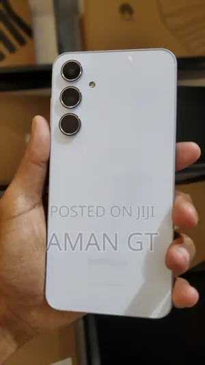 Photo - New Samsung Galaxy A55 128 GB White