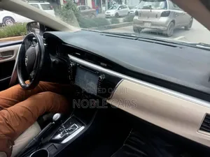 Toyota Corolla 2017 White