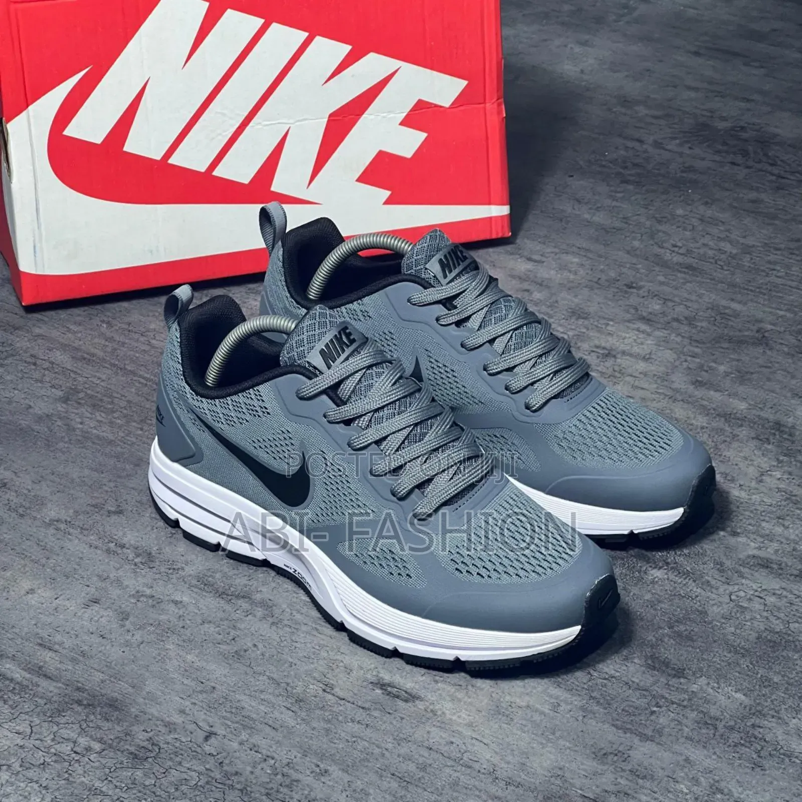 Nike Running Shoes Grey Edition